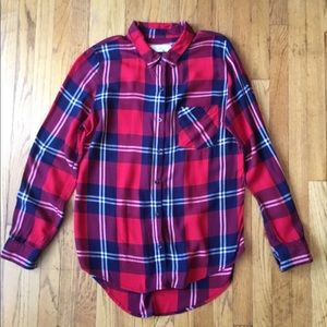 Light weight Plaid Button Down Shirt
